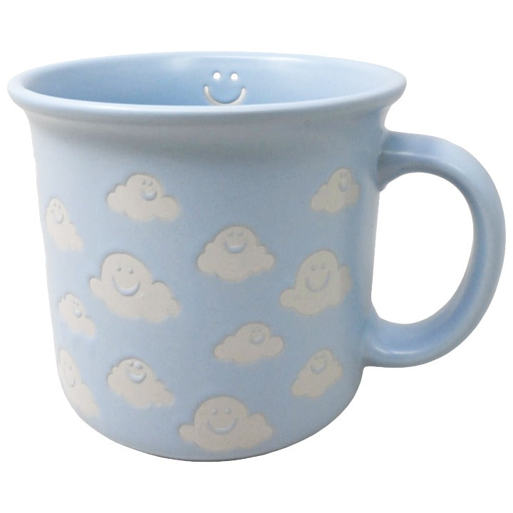 Blu Smiley Clouds Mug C/P 36 MRKT FINDS