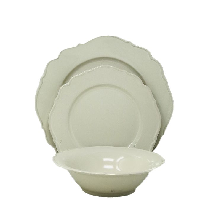 12pc WHITE SCALLOP DINNERWARE SET C/P 2