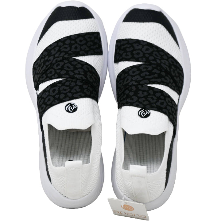 WOMEN WHT/BLK MILIAGE SNEAKER SHOES ASST SIZE APANA C/P 9