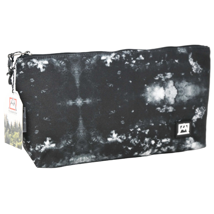 *OUTSIDE OF CA* T-BOTTOM TOILETRY BAG C/P 40
