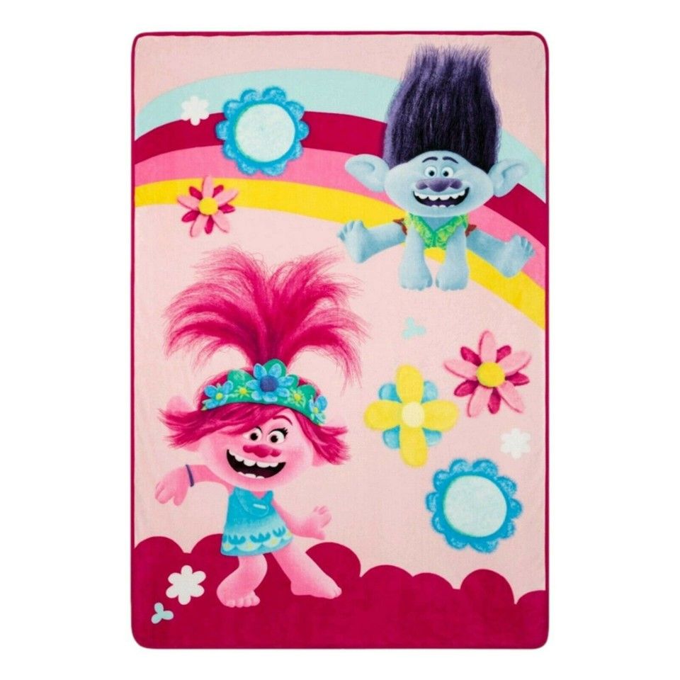 TROLLS CHASE A RAINBOW BLANKET C/P 6