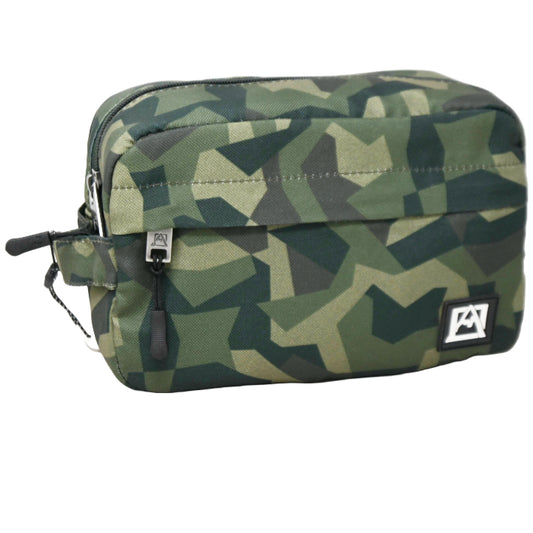 *OUTSIDE OF CA* SMALL GRN CAMO MEN TOILETRY BAG C/P 30
