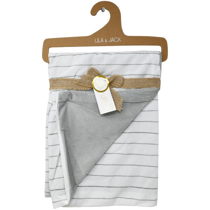 Wht Gry Stripe Throw C/P 30 Lila & Jack