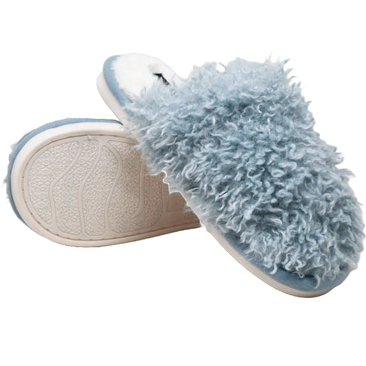 BLUE LADIES SLIPPERS SIZE 8 C/P 18