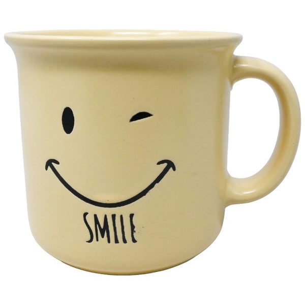 Ylw winking Mug C/P 36 MRKT FINDS